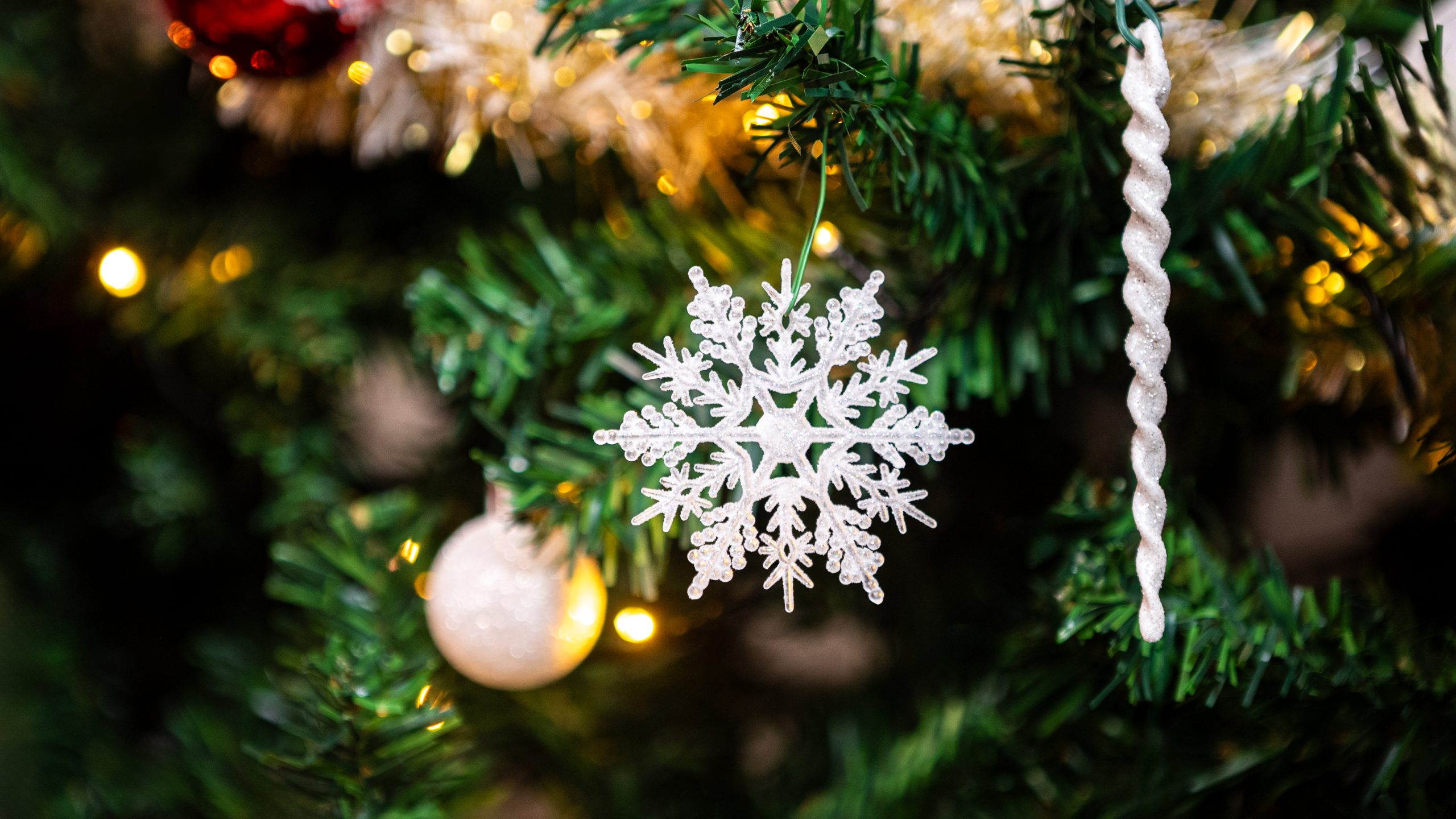 Cannabis and Christmas A Unique Blend of Traditions